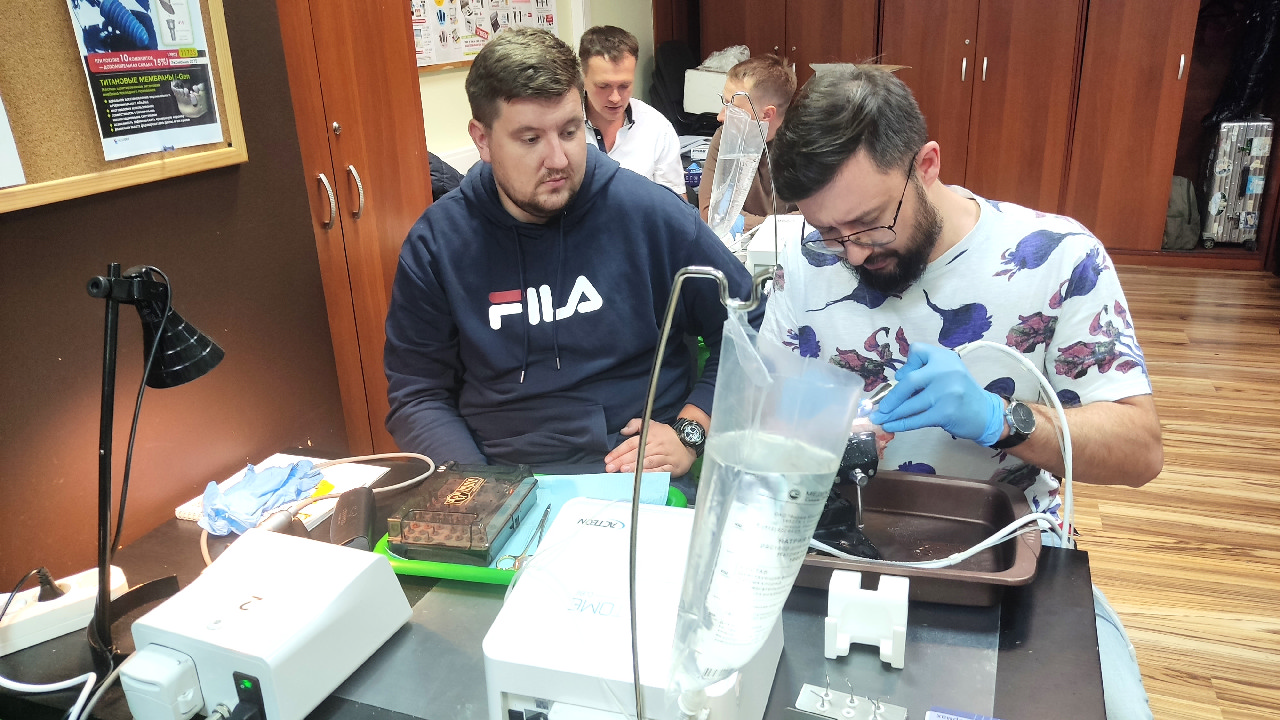 Продвинутый курс по имплантации. Костная пластика и синус-лифтинг