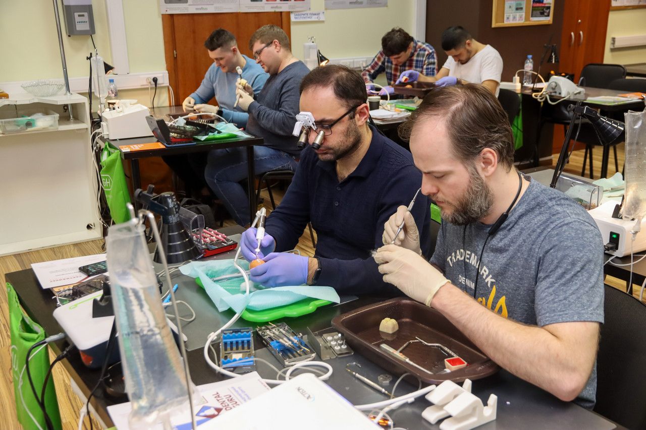 Продвинутый курс по имплантации. Костная пластика и синус-лифтинг