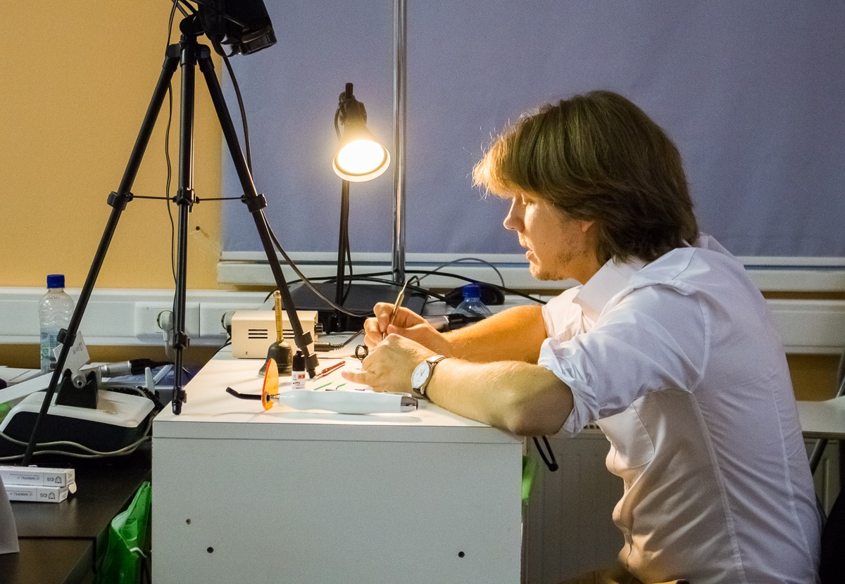 Два дня, два лектора, 40 тем и реставрация на пациенте.