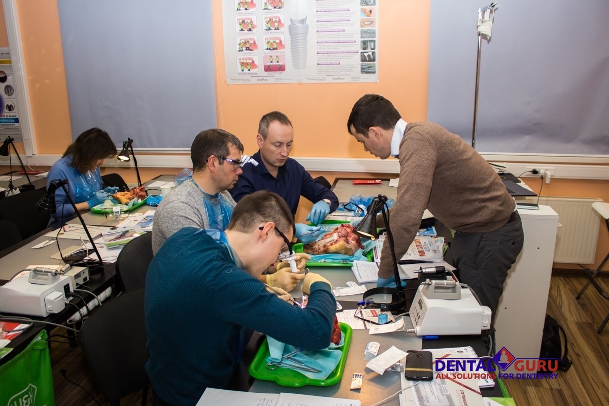 5-6 декабря 2019: уникальный курс Виталия Панцулаи "Пластика мягких тканей вокруг имплантатов. Морфологический подход" в Учебном Центре Дентал Гуру