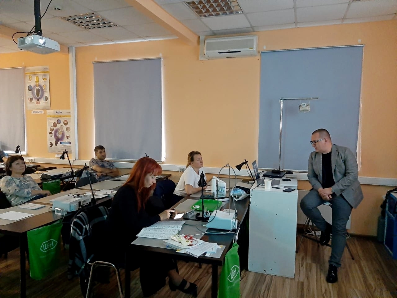 Стоматологическая реабилитация с помощью ангулированных имплантатов, курс 15.09.2020