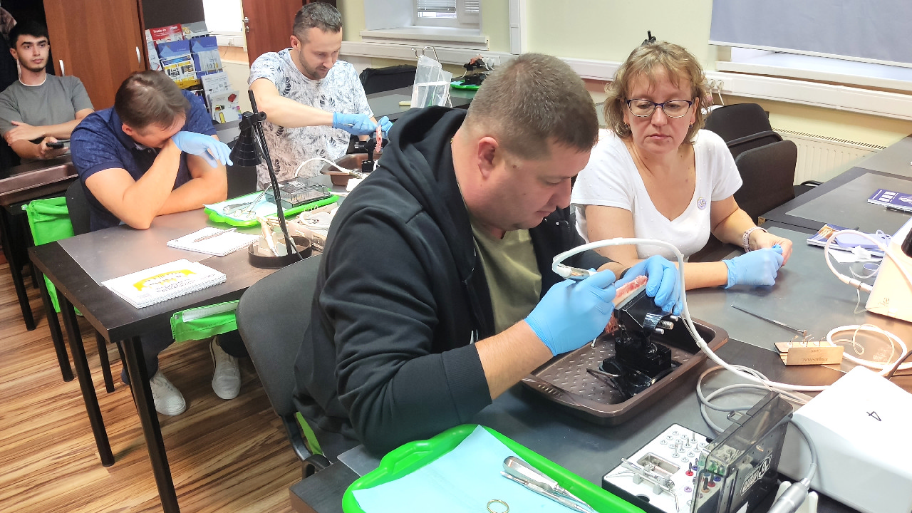 Продвинутый курс по имплантации. Костная пластика и синус-лифтинг