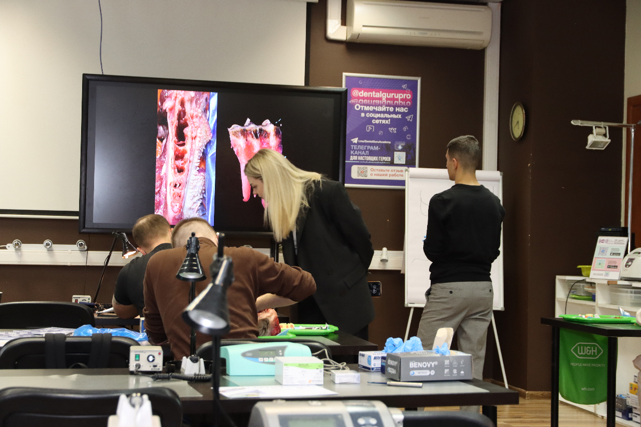 Атравматичное удаление зубов и методики наложения швов