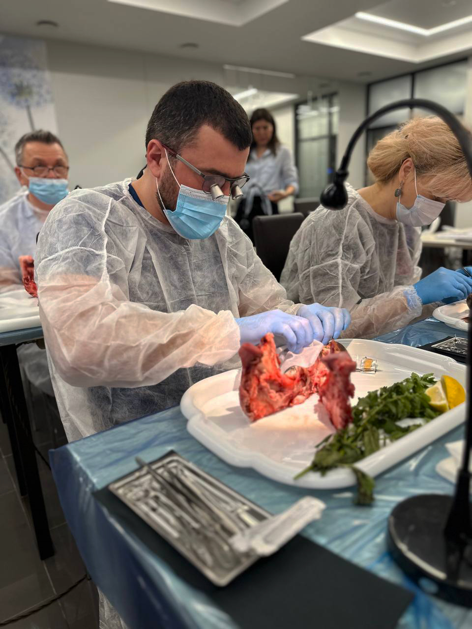 Пластика мягких тканей в периимплантатной области