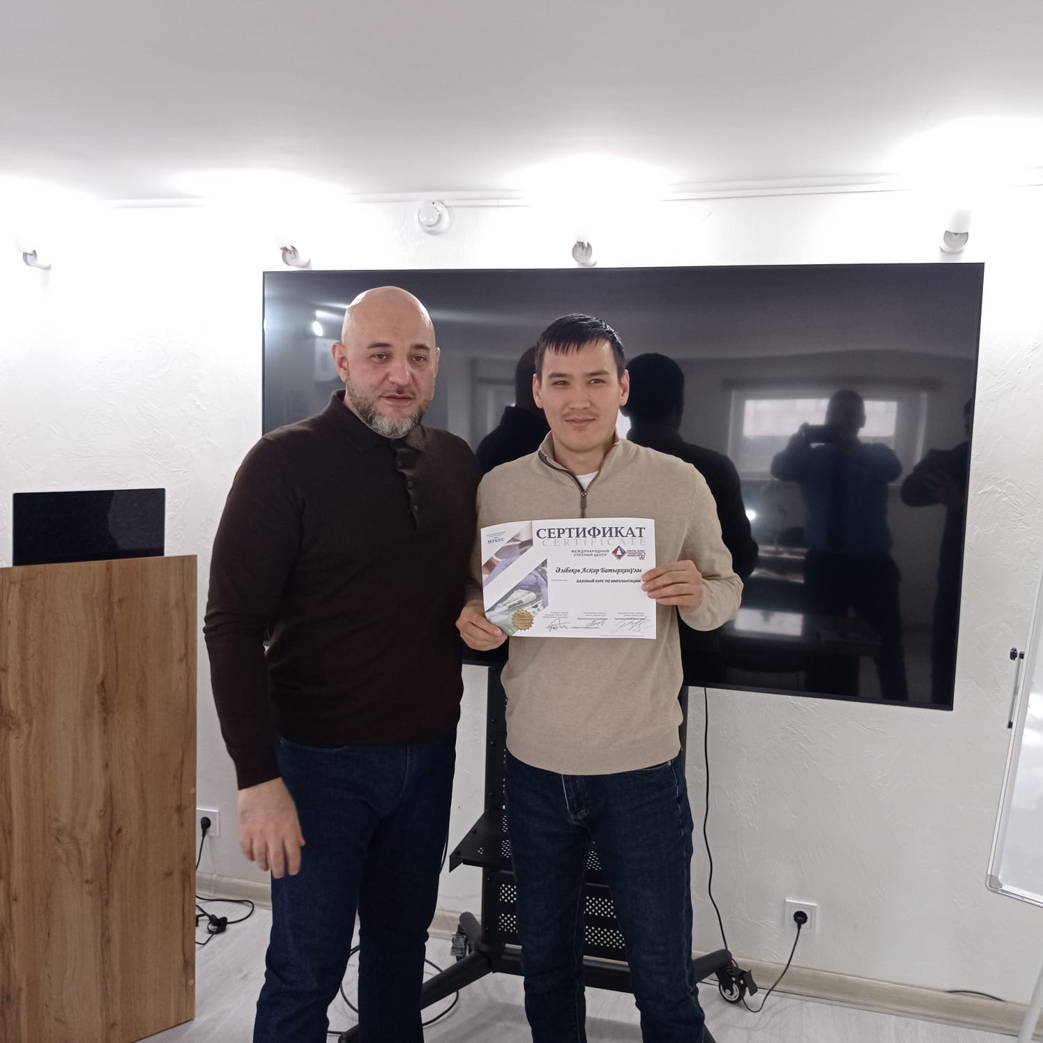 Пост-релиз с базового курса по имплантации в Астане