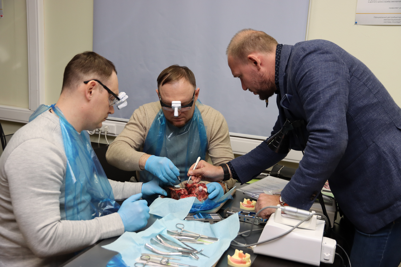 Атравматичное удаление зубов и методики наложения швов 26.01.22