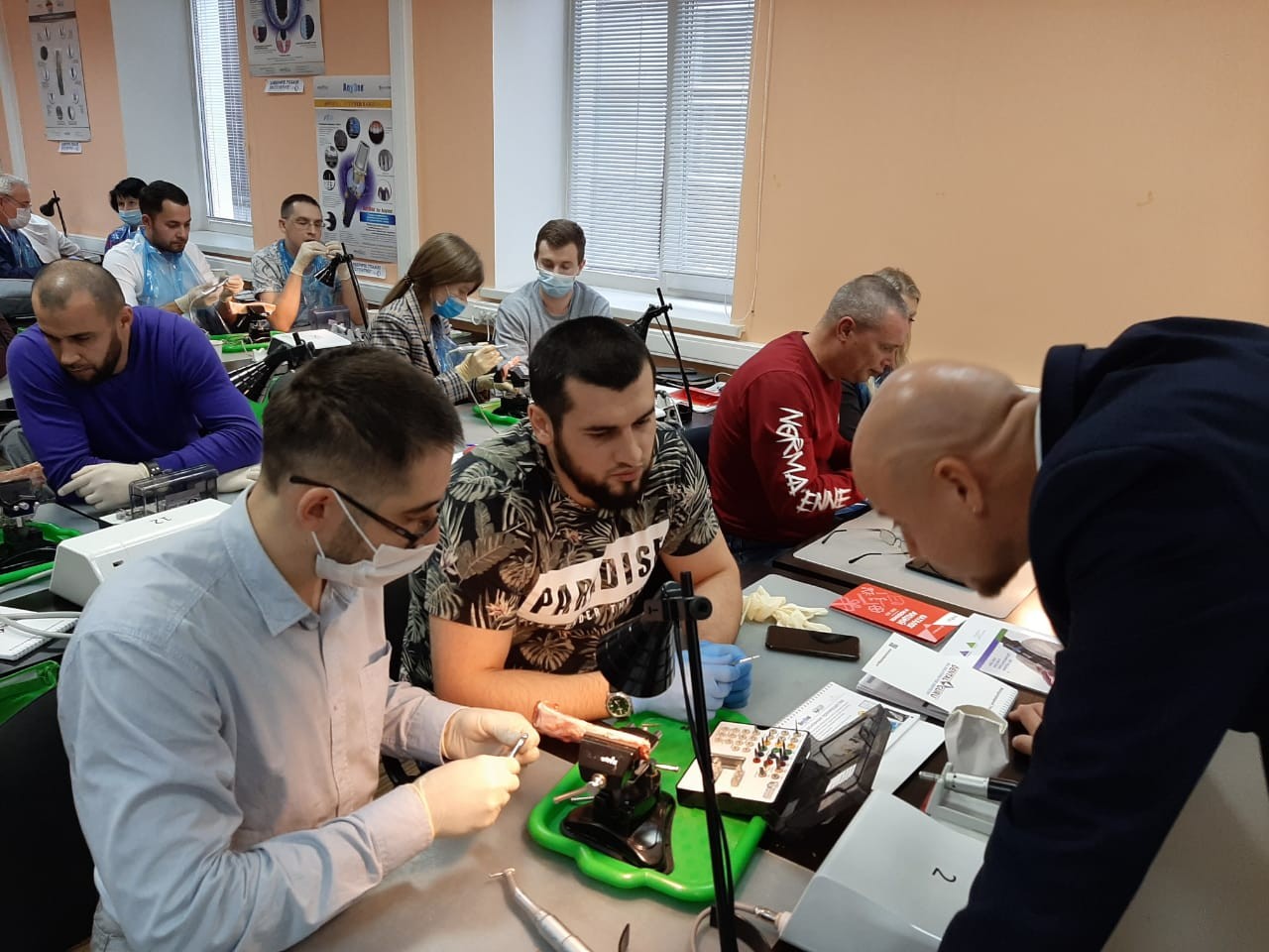 Базовый курс по имплантации, 10-11 октября 2020г.