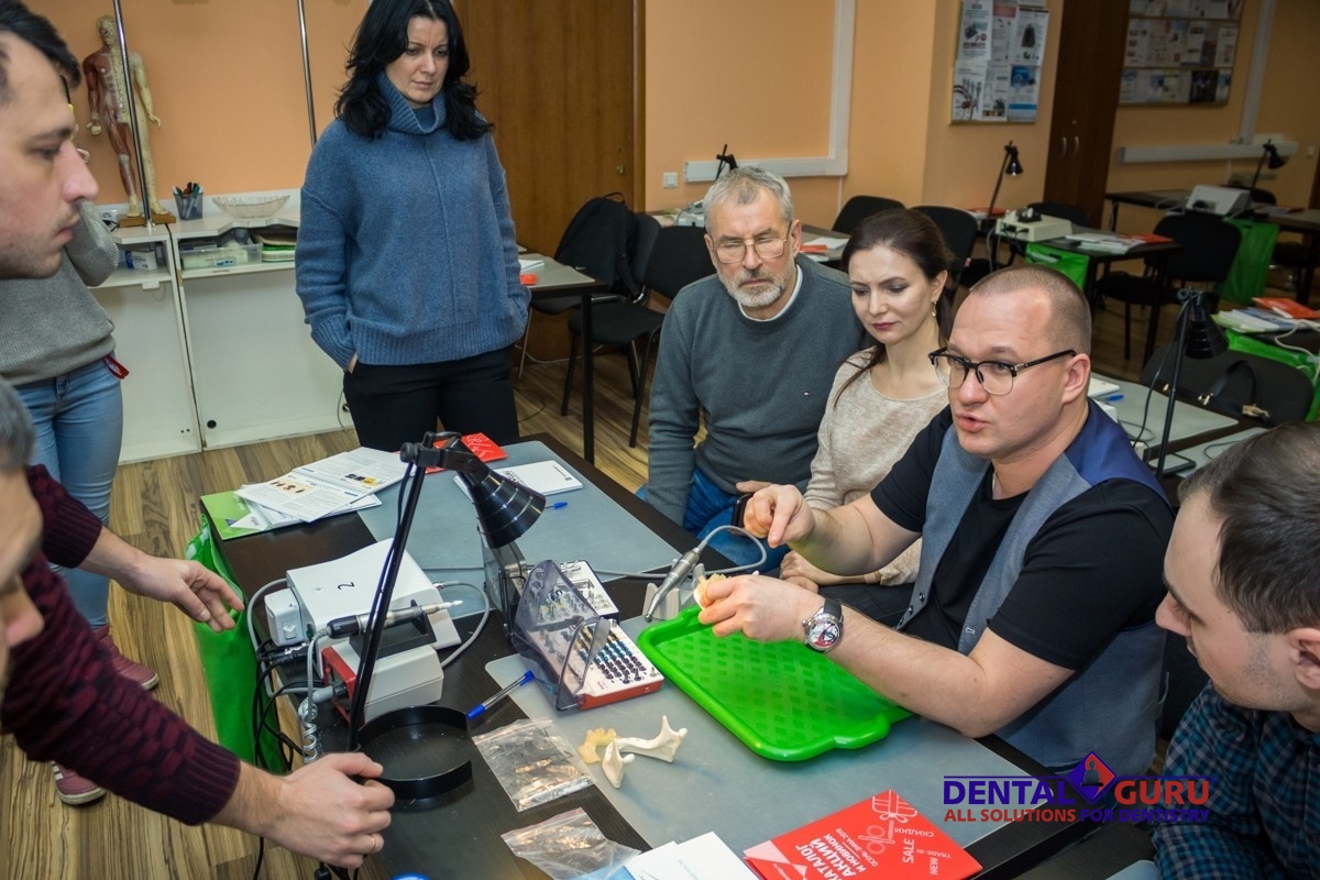 4 декабря. Экспертный курс по тотальной имплантации и протезированию при полном отсутствии зубов. Данилов А.А.