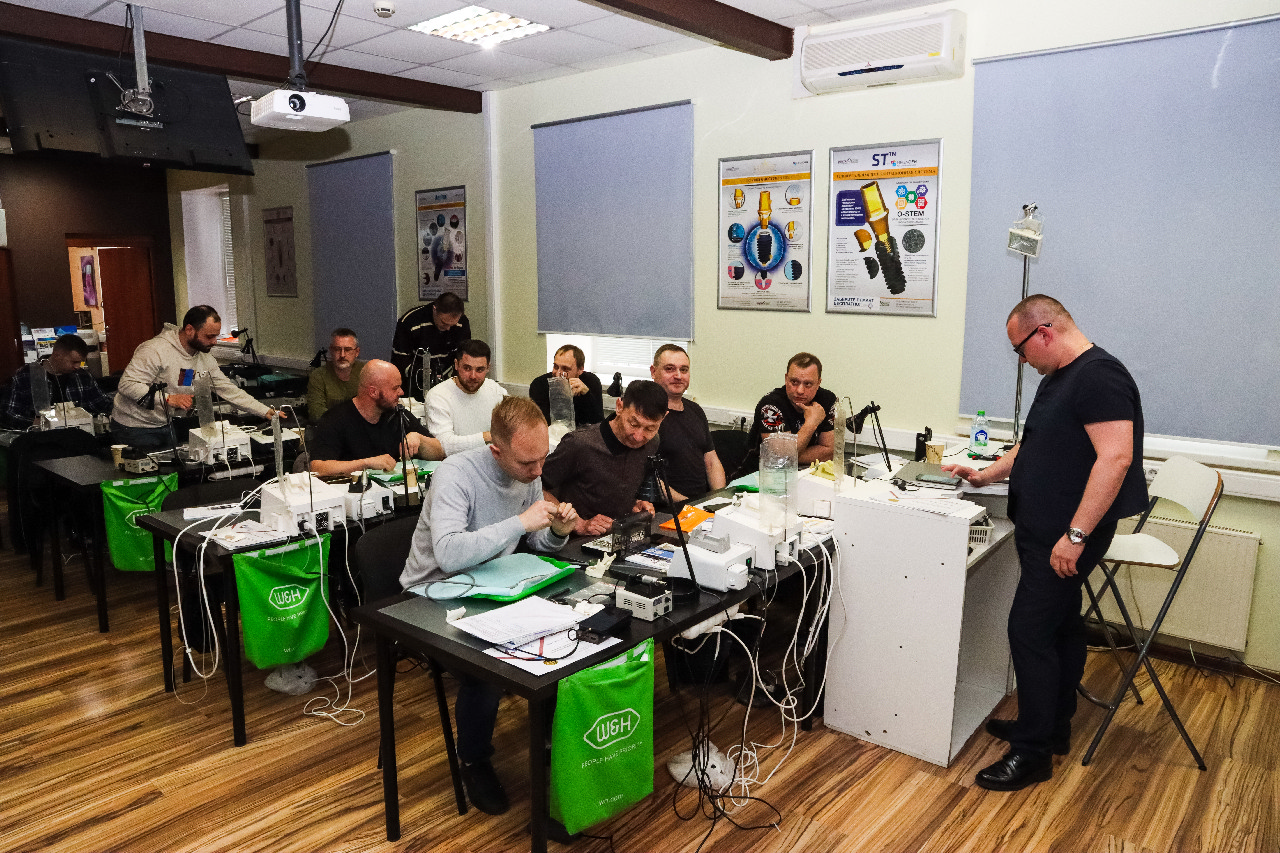 Экспертный курс по тотальной имплантации и протезированию при полном отсутствии зубов