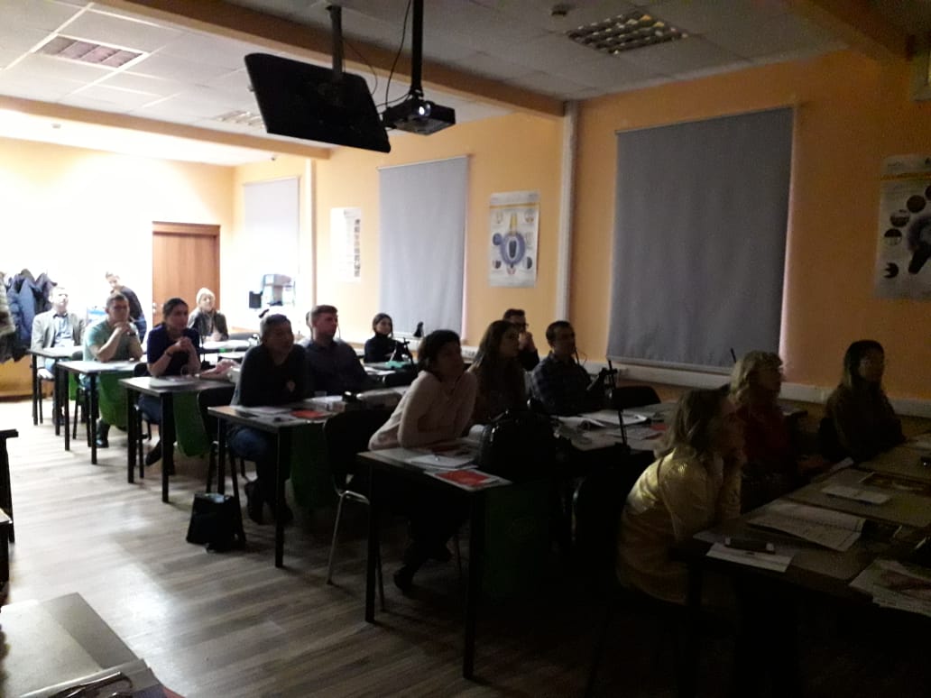 Атравматичное удаление зубов и методики наложения швов