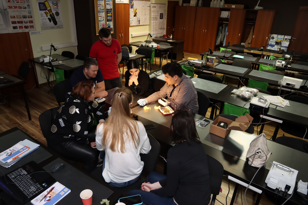 Продвинутый курс R2Gate+ExoCAD. Практика на беззубой челюсти