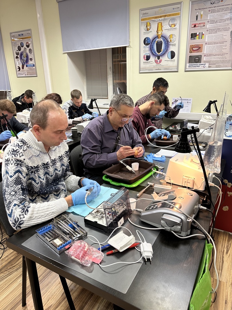 Продвинутый курс по имплантации. Костная пластика и синус-лифтинг