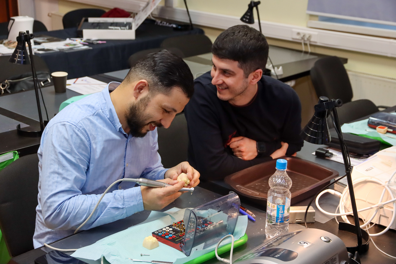 Продвинутый курс по имплантации. Костная пластика и синус-лифтинг