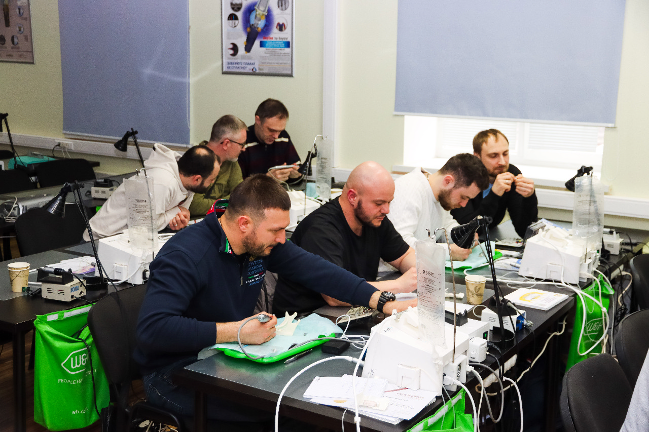 Экспертный курс по тотальной имплантации и протезированию при полном отсутствии зубов