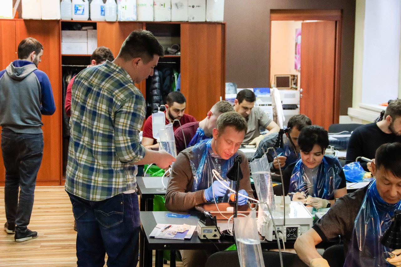 Продвинутый курс по имплантации. Костная пластика и синус-лифтинг