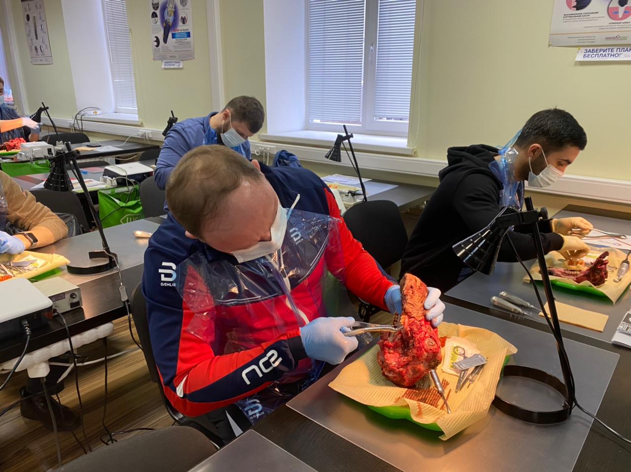 Атравматичное удаление зубов и методики наложения швов. Пост-релиз 09.04.21