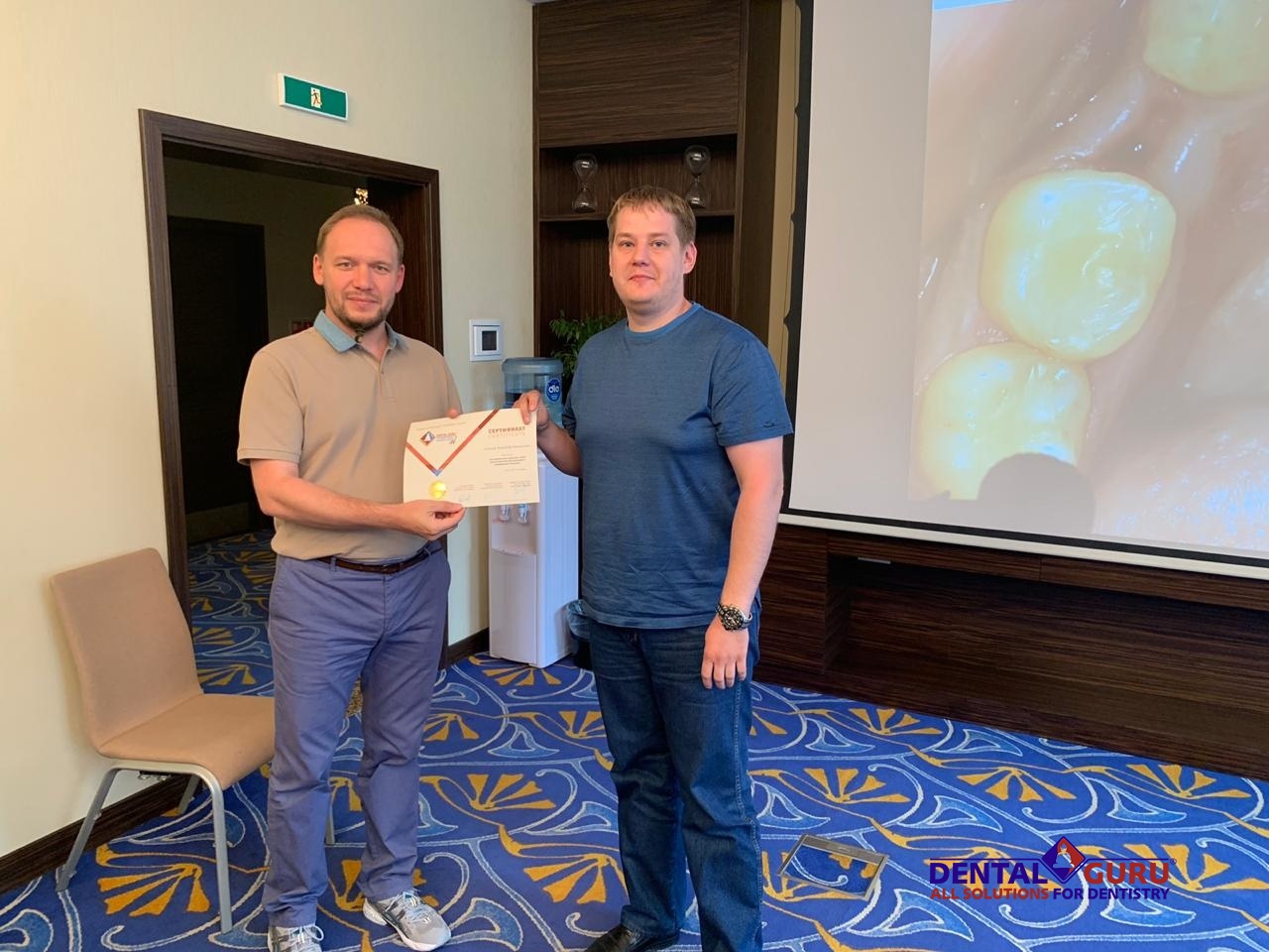 Атравматичное удаление зубов и методики наложения швов