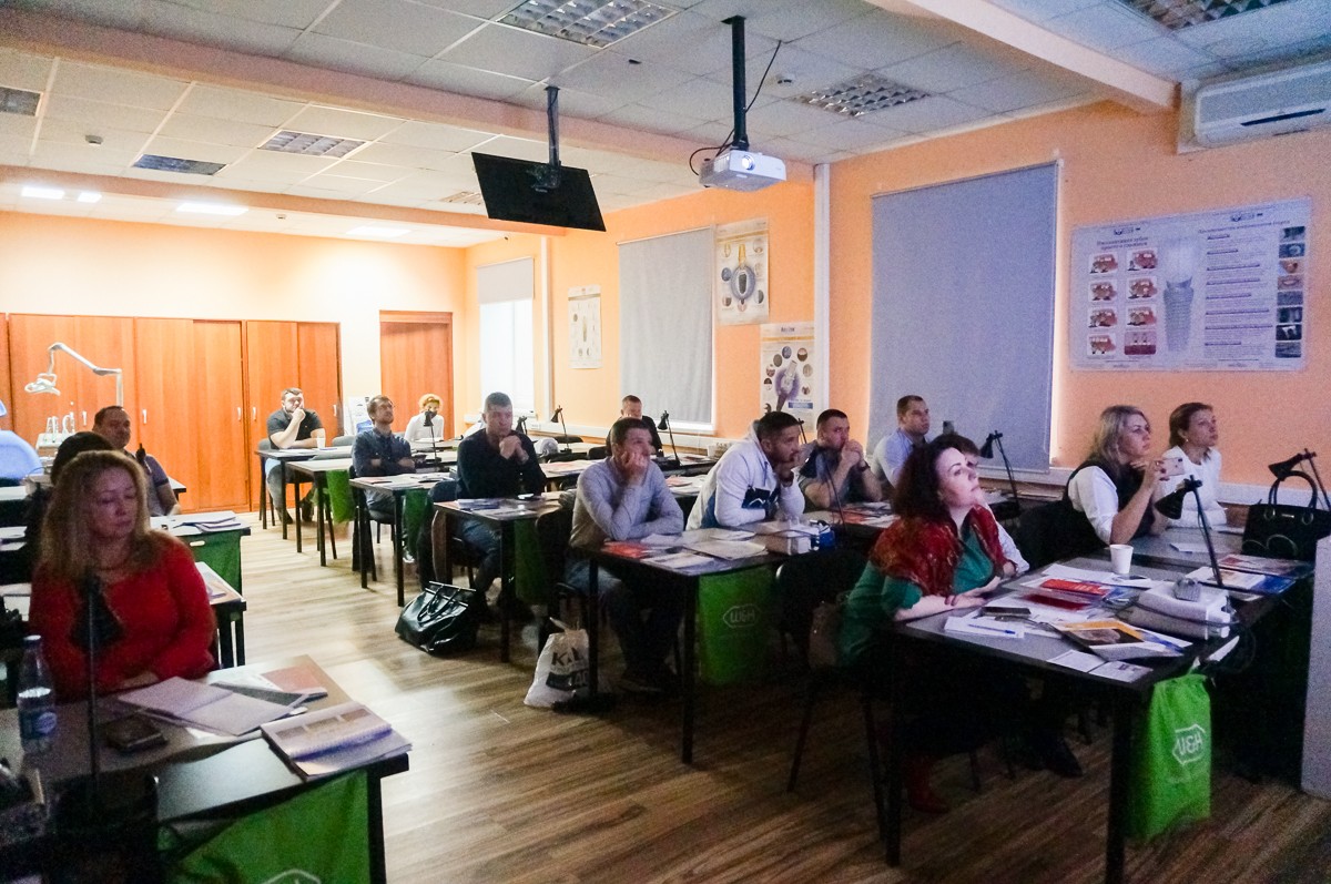 Атравматичное удаление зубов и методики наложения швов. Курс Камиля Наильевича Хабиева, 6 октября