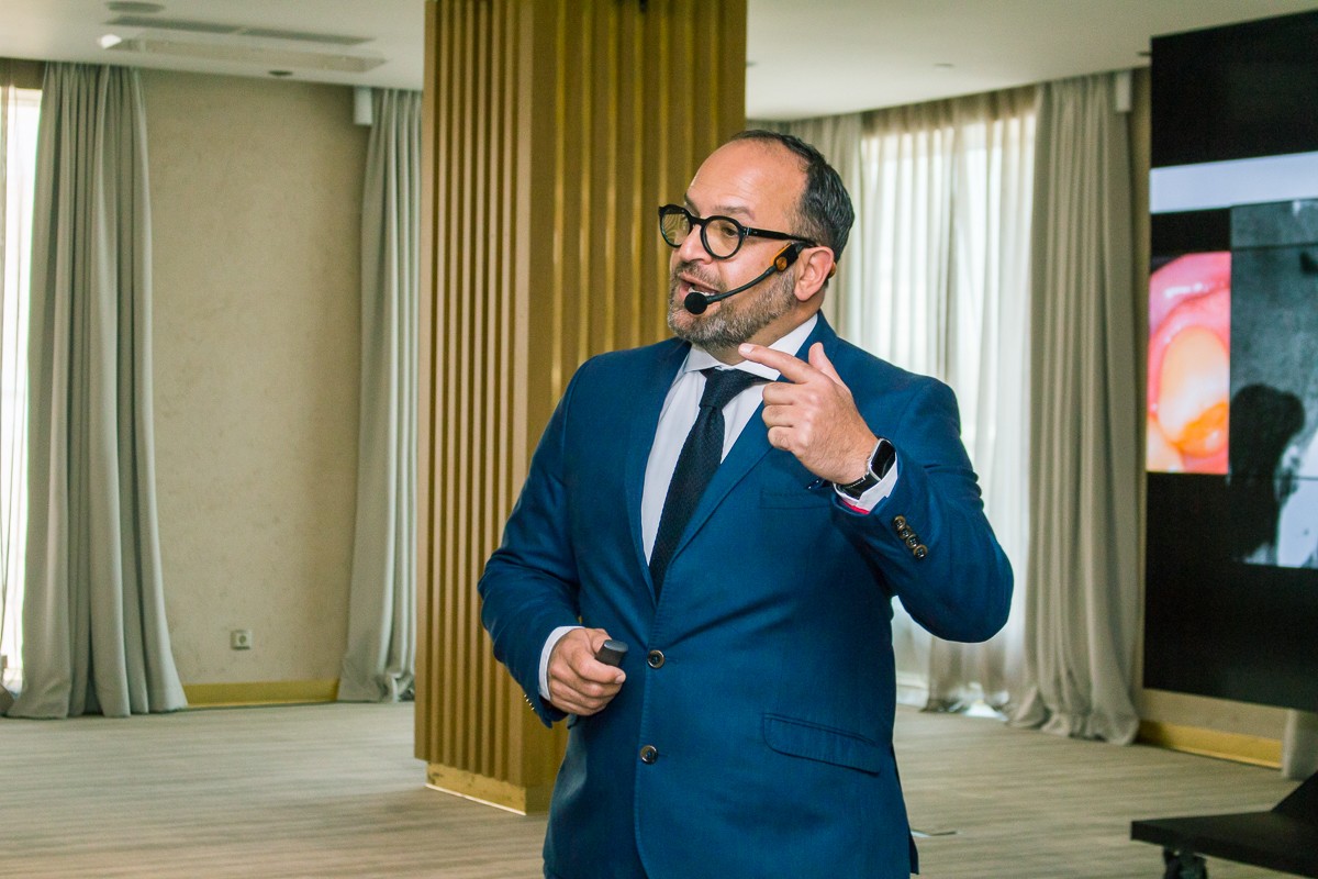 Большой Московский Имплантологический Конгресс с Ховардом Глюкманом 17 октября