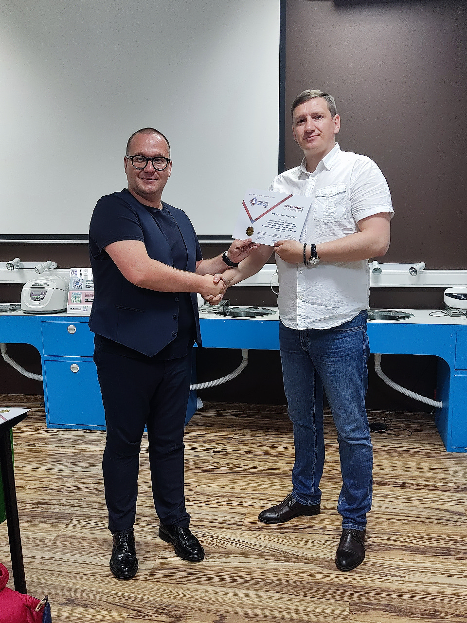 Стоматологическая реабилитация с помощью ангулированных имплантатов