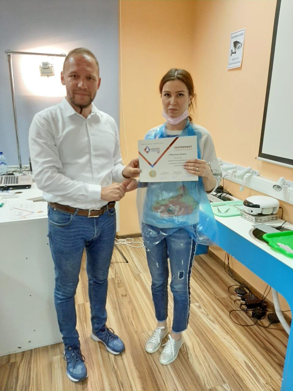 Атравматичное удаление зубов и методики наложения швов. Пост-релиз офлайн курса 23 июня.