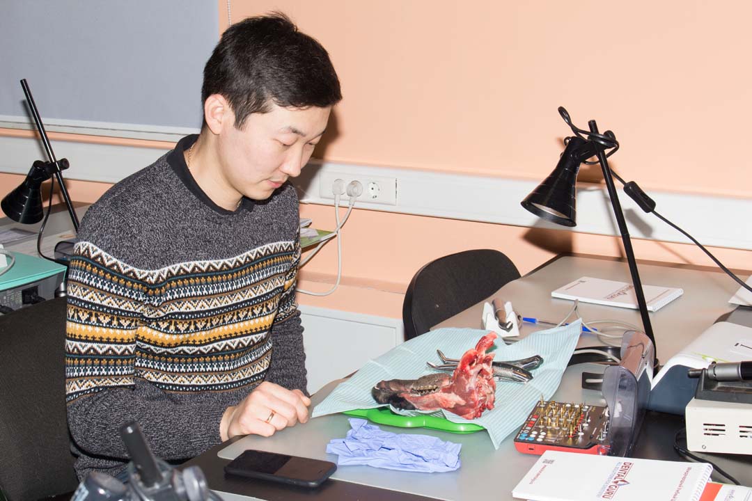 Как спасти имплантат? Стратегия и тактика в лечении периимплантита. Этиопатогенетическая и прогностическая концепции