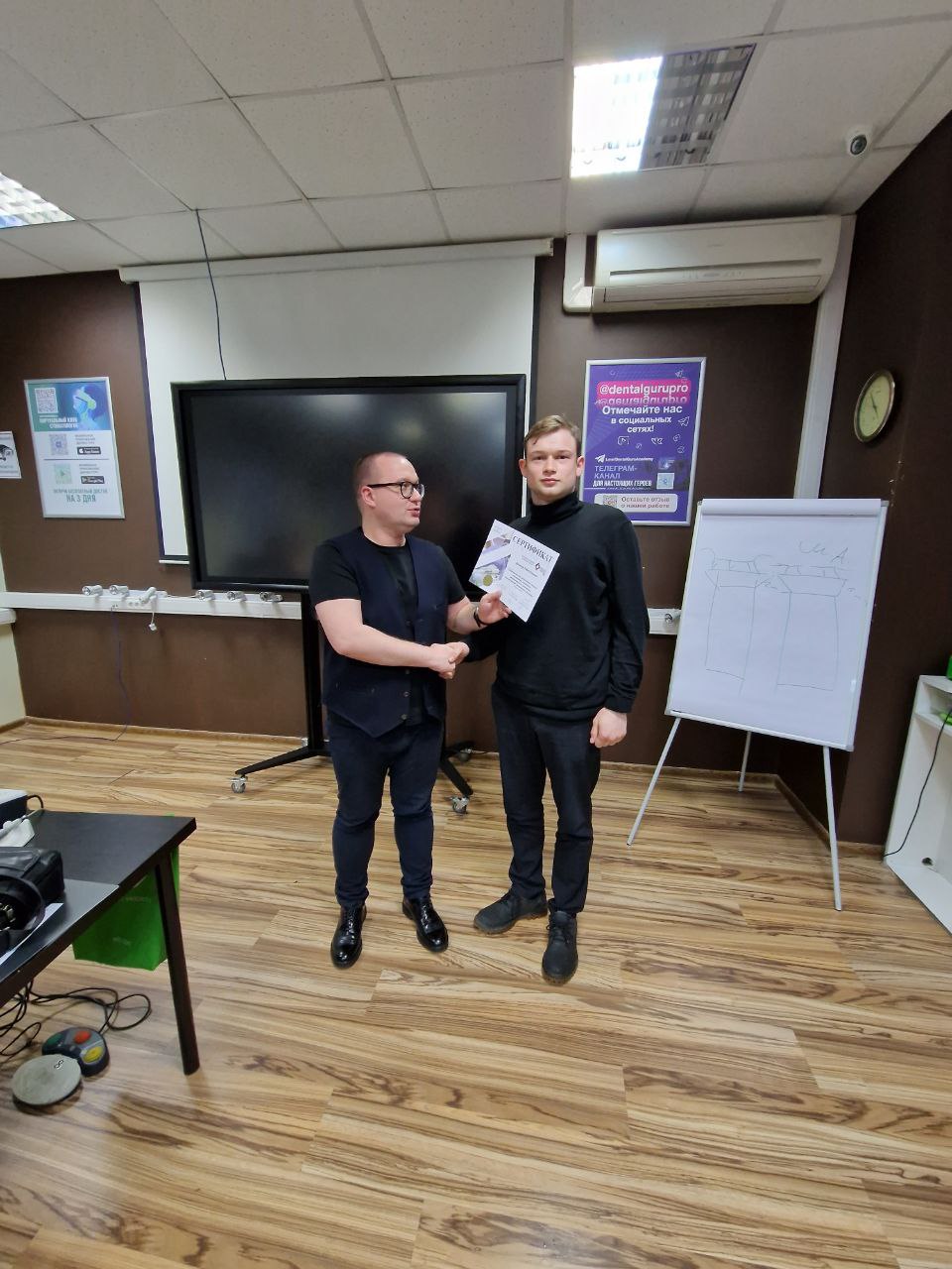 Стоматологическая реабилитация с помощью ангулированных имплантатов