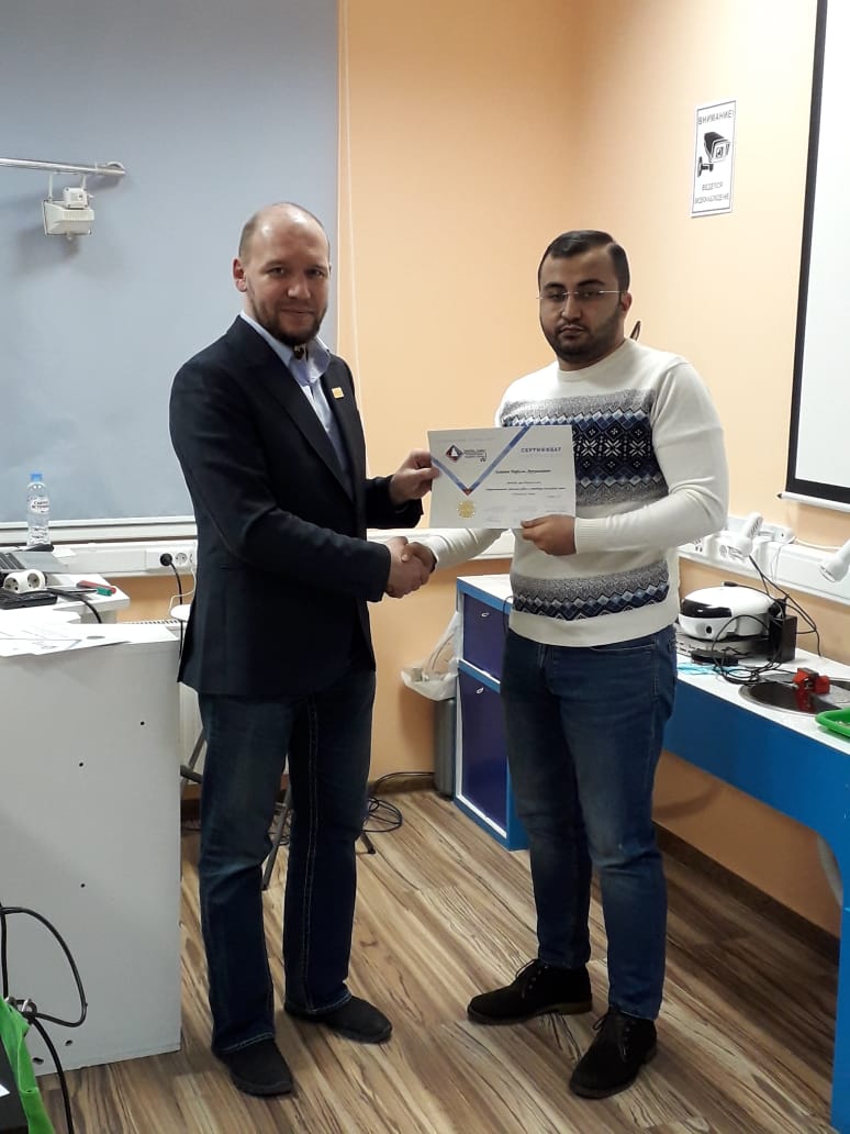 Атравматичное удаление зубов и методики наложения швов