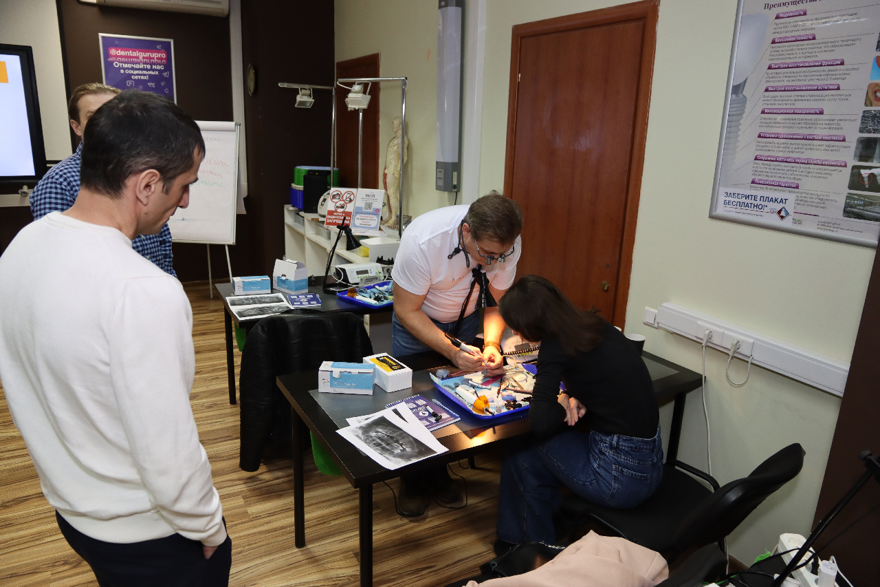 Прямые композитные виниры. Полный алгоритм и немного больше