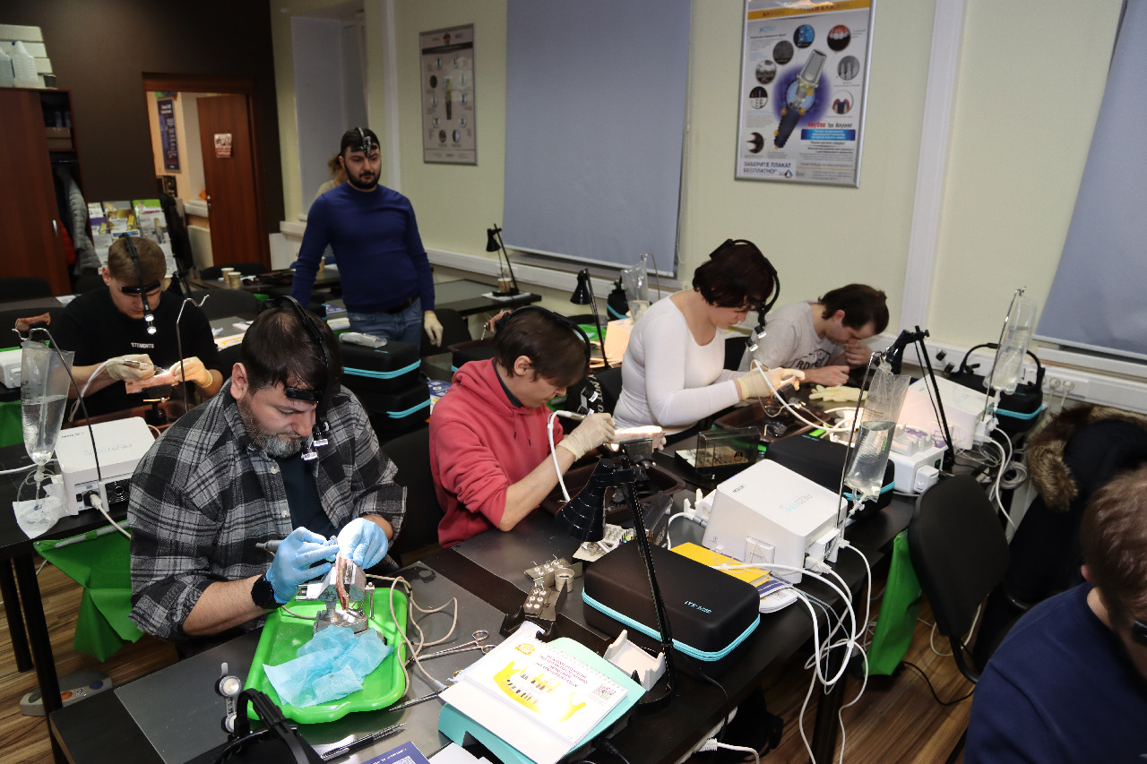 Продвинутый курс по имплантации: костная пластика и синус-лифтинг