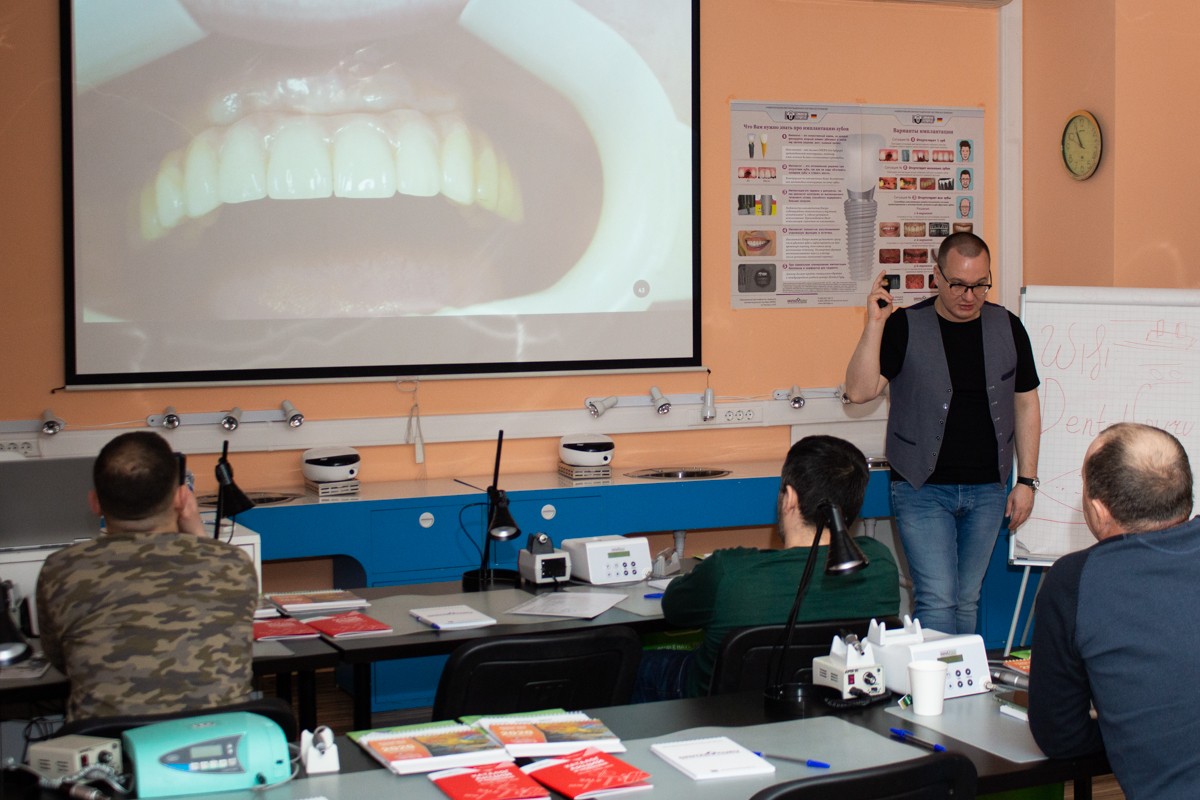 Стоматологическая реабилитация с помощью ангулированных имплантатов. 5 февраля 2020, Данилов Александр Алексеевич