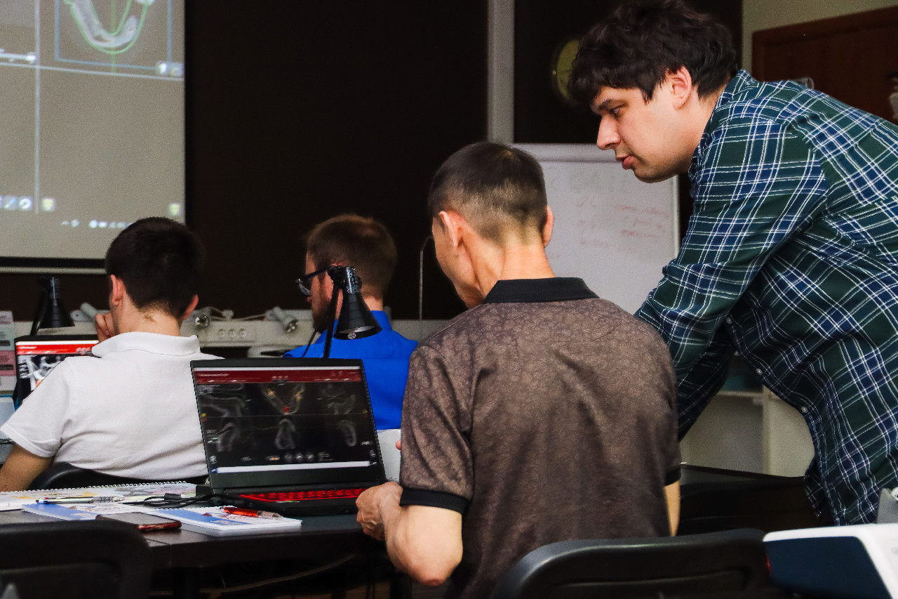 Продвинутый курс R2Gate+ExoCAD. Практика на беззубой челюсти