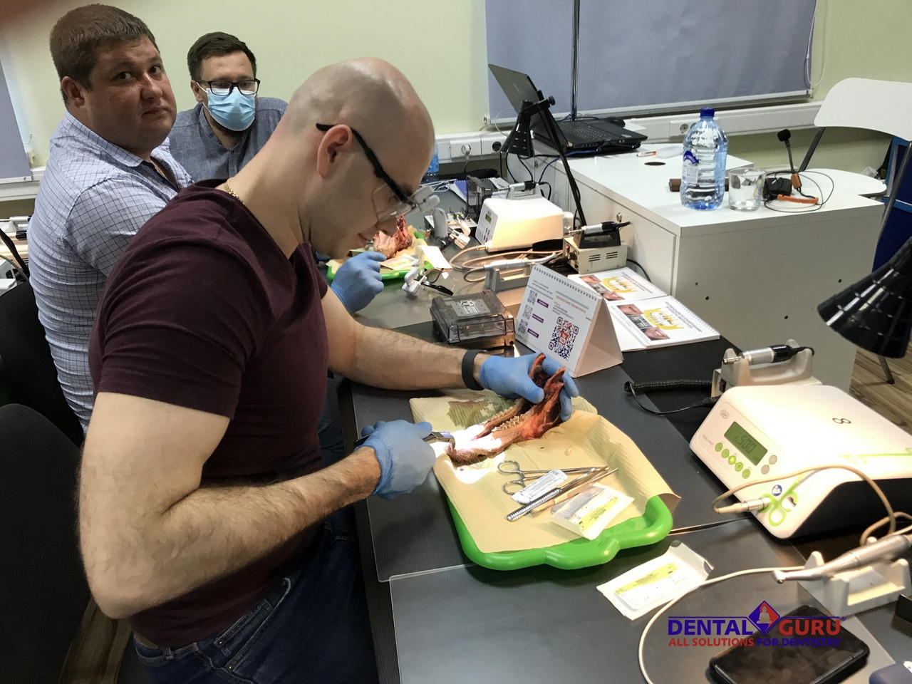 Курс Виталия Панцулая: одномоментная имплантация и немедленная нагрузка