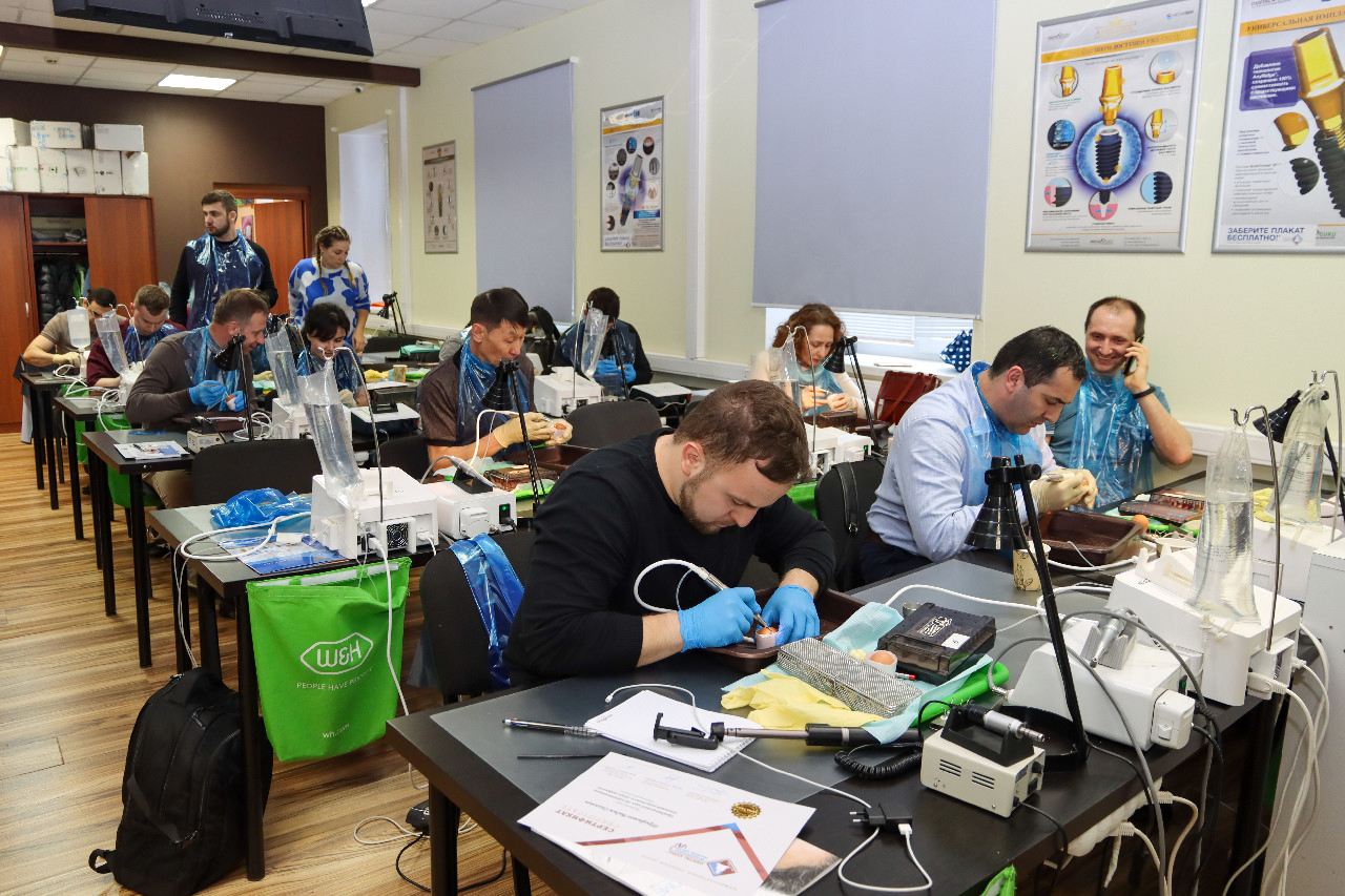 Продвинутый курс по имплантации. Костная пластика и синус-лифтинг