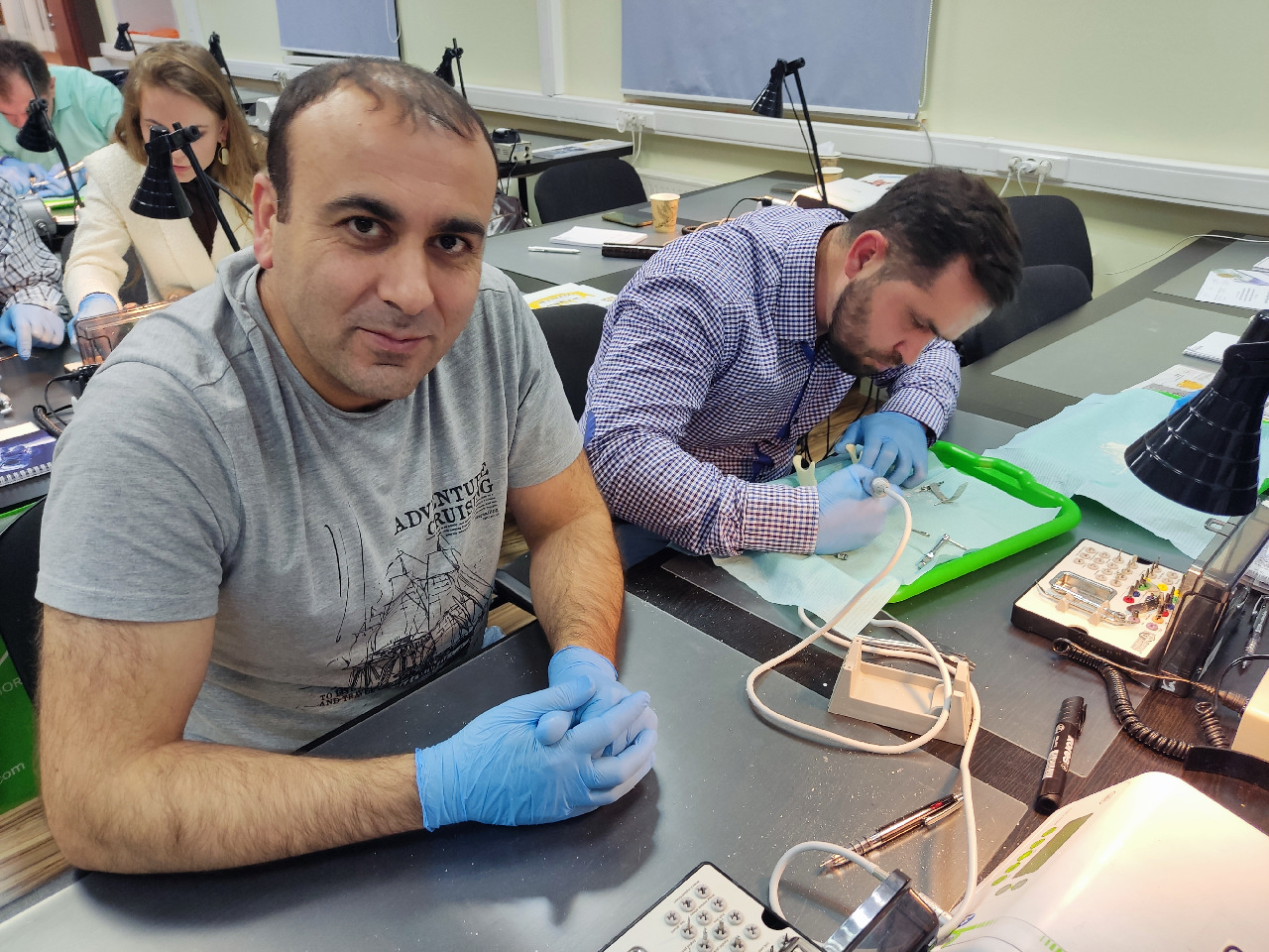 Экспертный курс по тотальной имплантации и протезированию при полном отсутствии зубов