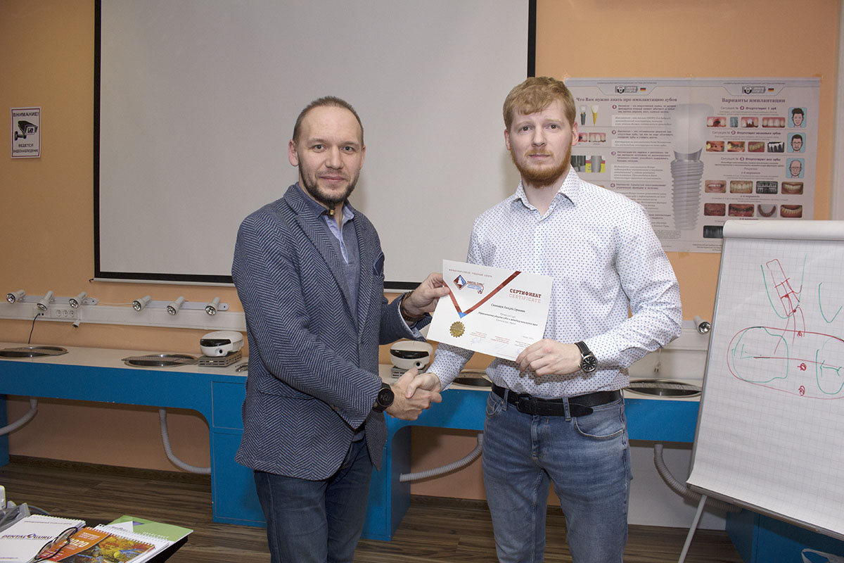 Атравматичное удаление зубов и методики наложения швов. 21.01.2020