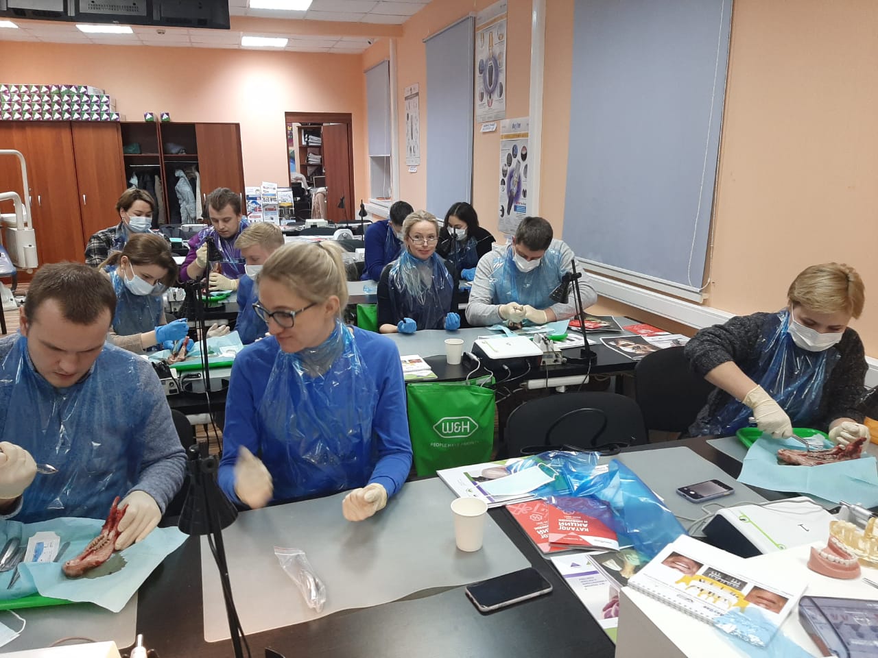 Атравматичное удаление зубов и методики наложения швов. Пост-релиз 11.12.20