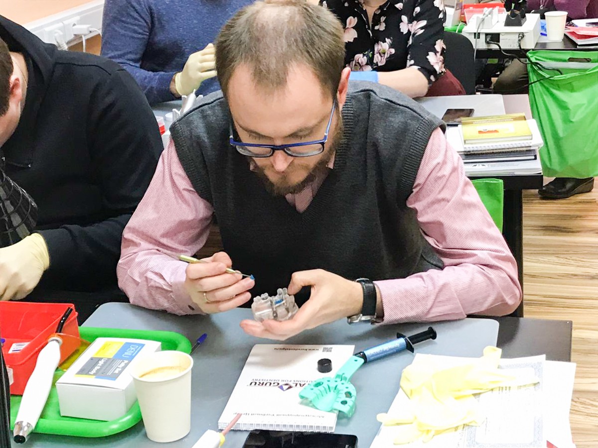 Базовый курс по имплантации, 29 и 30 ноября 2019г.