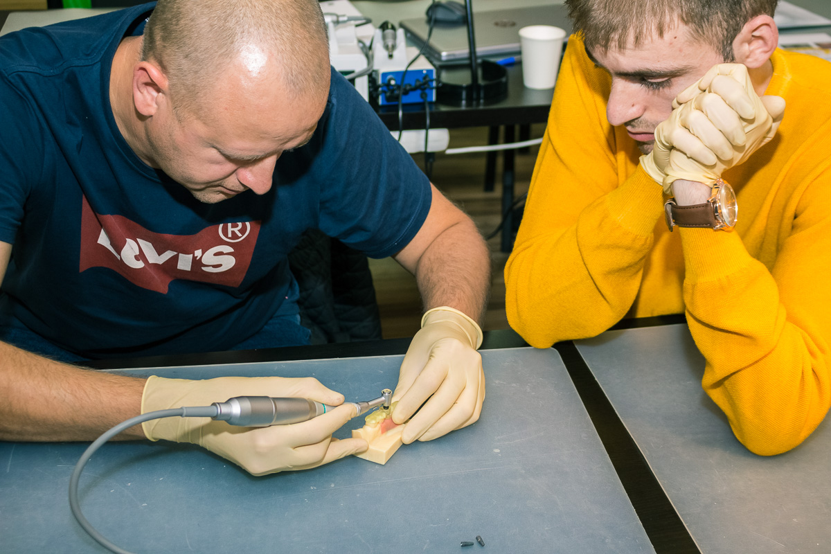 Прогнозируемая имплантация. Технология R2GATE