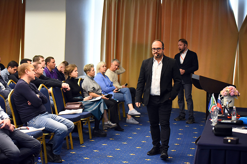 26 октября 2019, Екатеринбург: финальный аккорд Road Show Ховарда Глюкмана