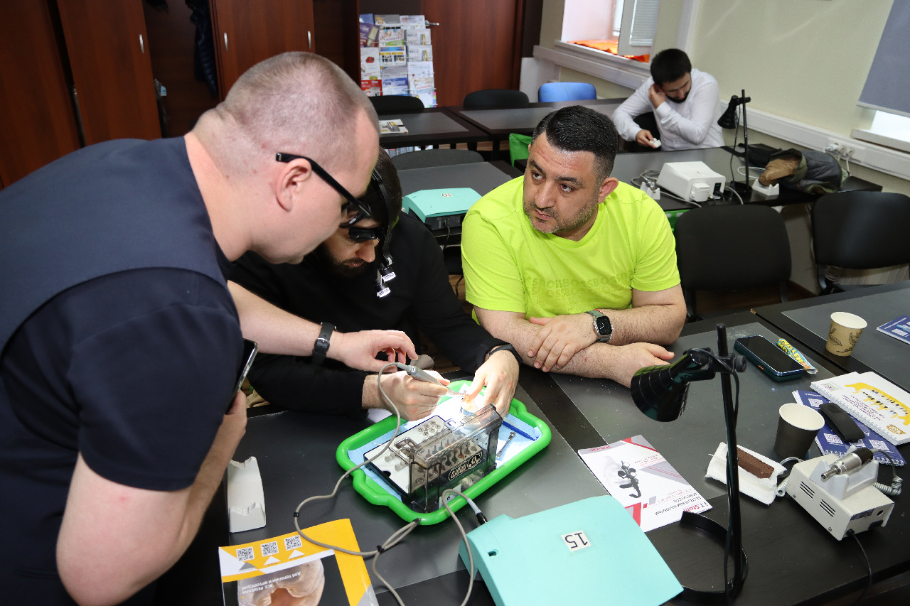 Экспертный курс по тотальной имплантации и протезированию при полном отсутствии зубов