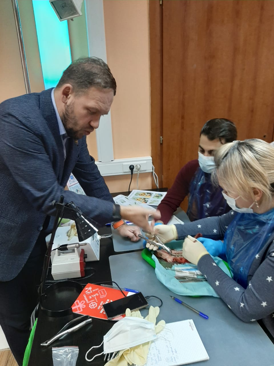 Атравматичное удаление зубов и методики наложения швов. Пост-релиз 11.12.20