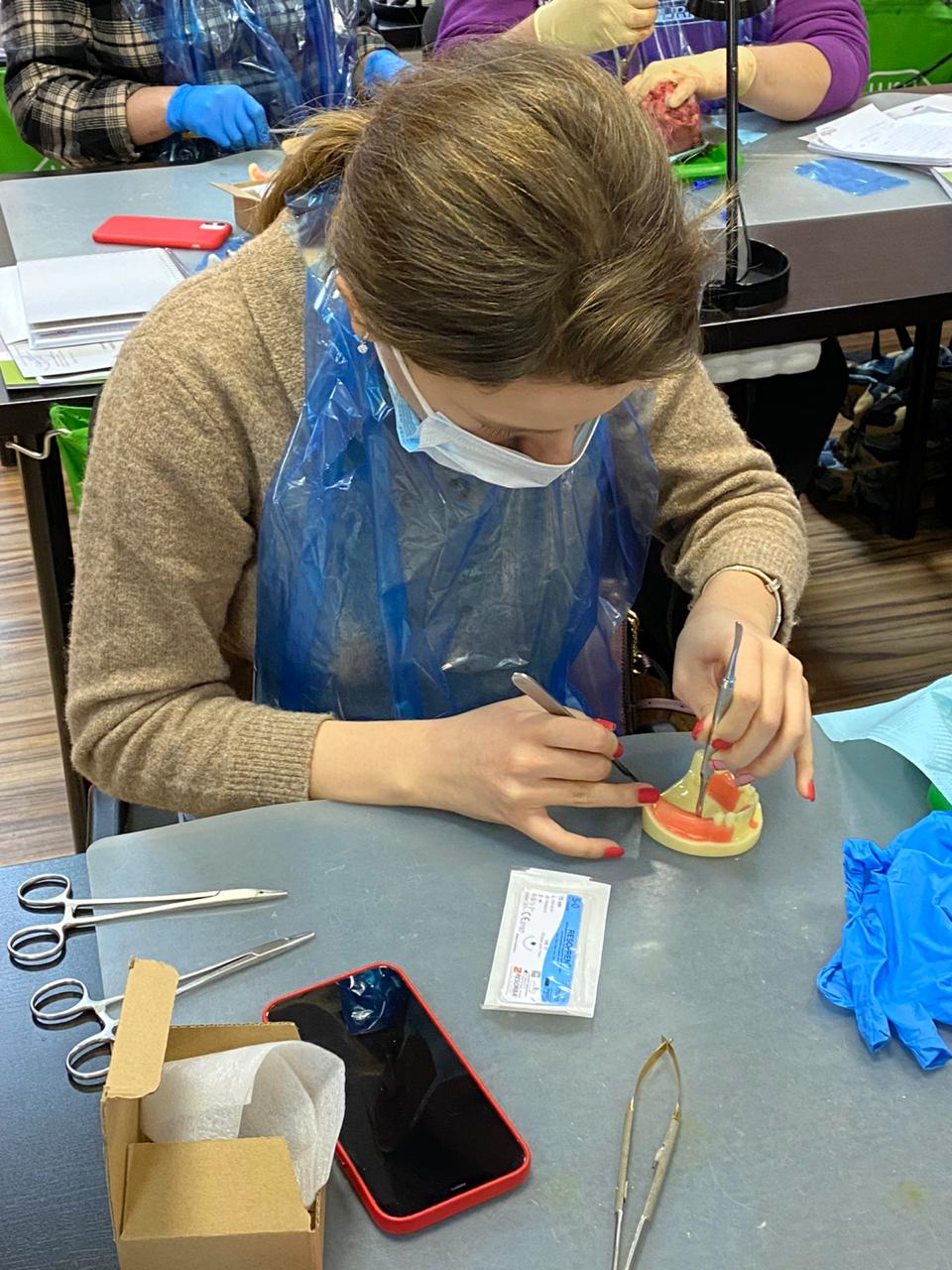 Атравматичное удаление зубов и методики наложения швов. Пост-релиз 11.12.20