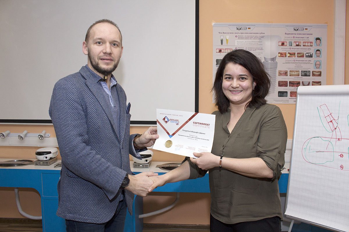 Атравматичное удаление зубов и методики наложения швов. 21.01.2020