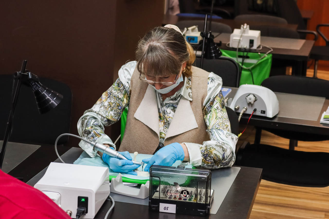 Стоматологическая реабилитация с помощью ангулированных имплантатов, 25.02.2022