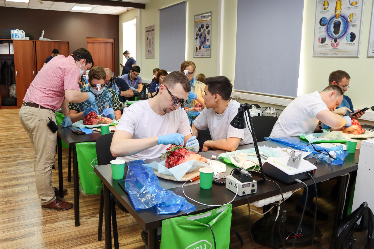 Пластика мягких тканей вокруг имплантатов. Морфологический подход