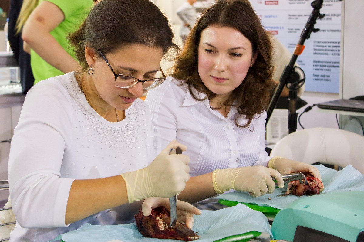 ДЕНТАЛ ГУРУ НА ДЕНТАЛ ЭКСПО 2018