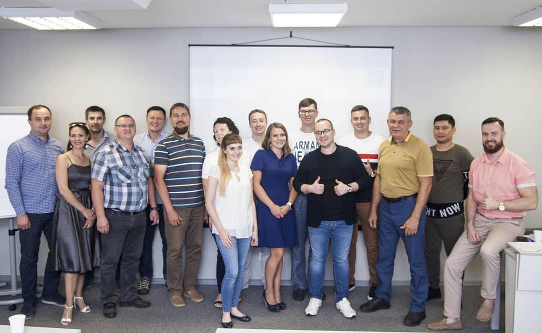 Стоматологическая реабилитация с помощью ангулированных имплантов. Имплантация на 4-х имплантатах. Физиологическое и анатомическое обоснование