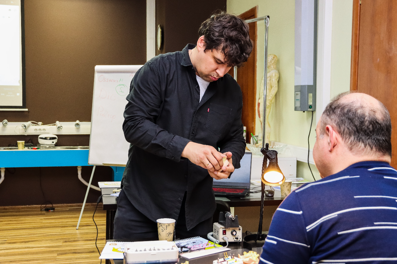 Продвинутый курс R2Gate+ExoCAD. Практика на беззубой челюсти