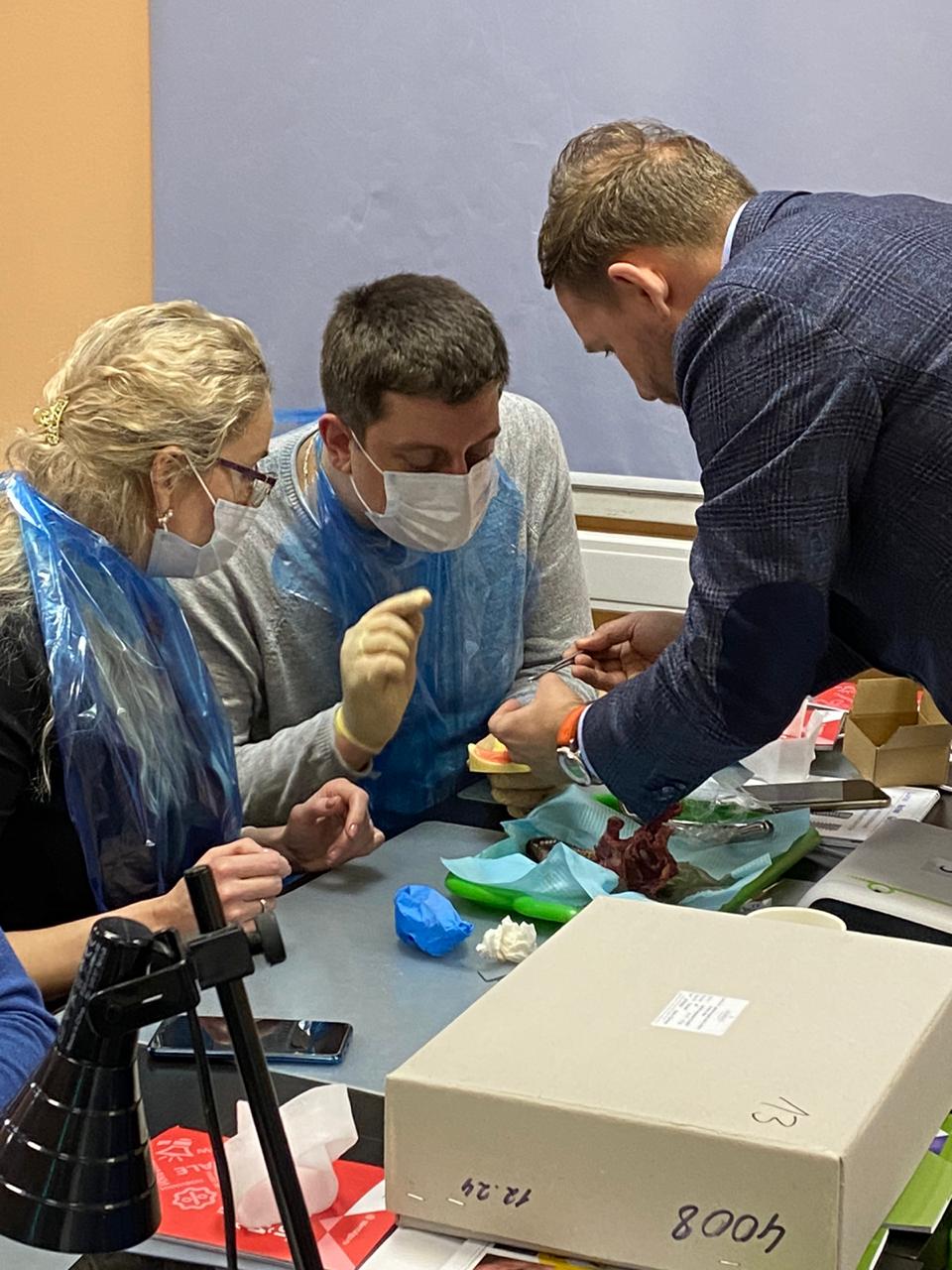 Атравматичное удаление зубов и методики наложения швов. Пост-релиз 11.12.20